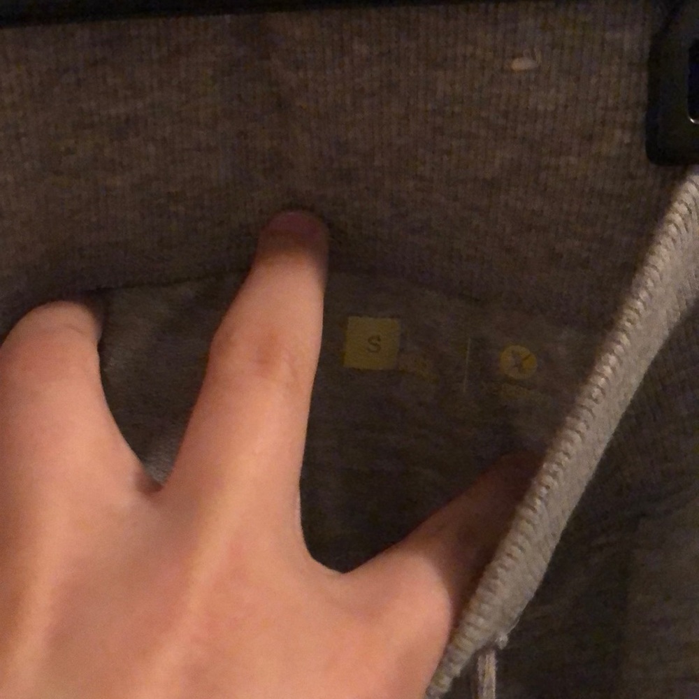 Grey sweatpants - Picture 2 of 3